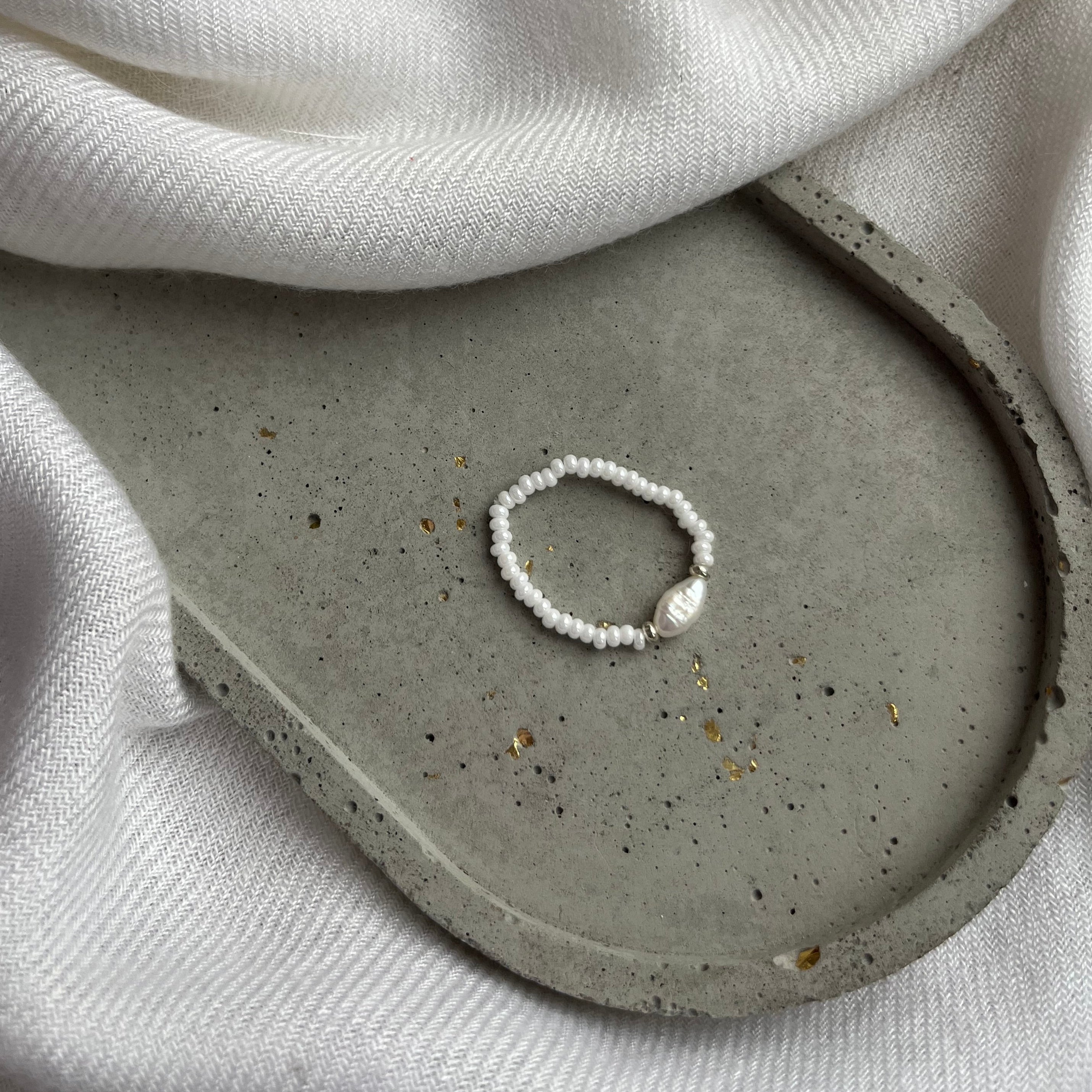 Prstýnek la perla • blanco