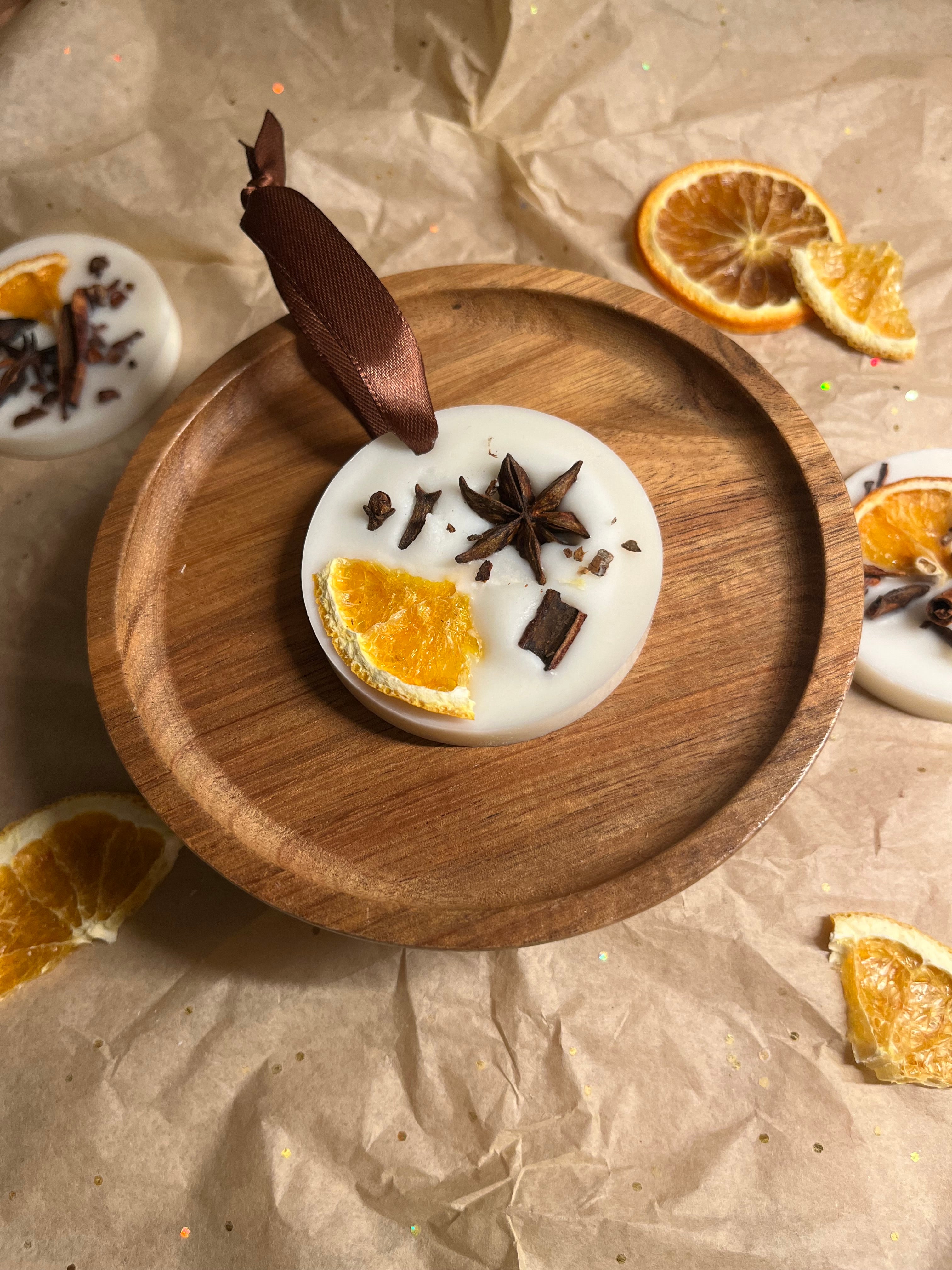 Vonítko / ozdoba na stromeček ~ vůně pomeranče, hřebíčku a skořice