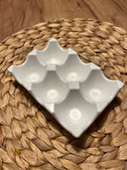 Betonový držák na vajíčka