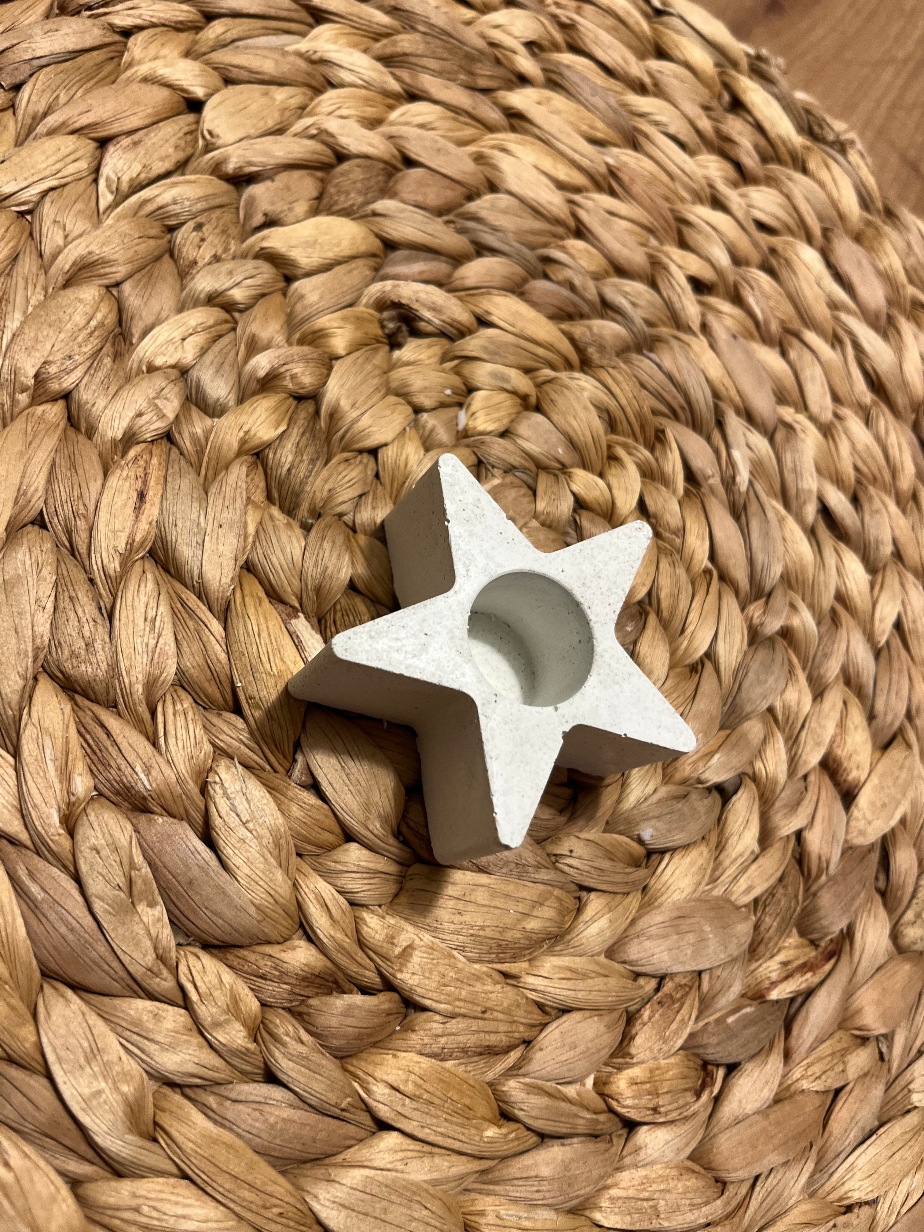 Betonový stojan na svíčku hvězda