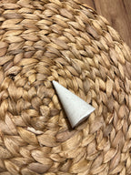 Betonový stojánek na prstýnky