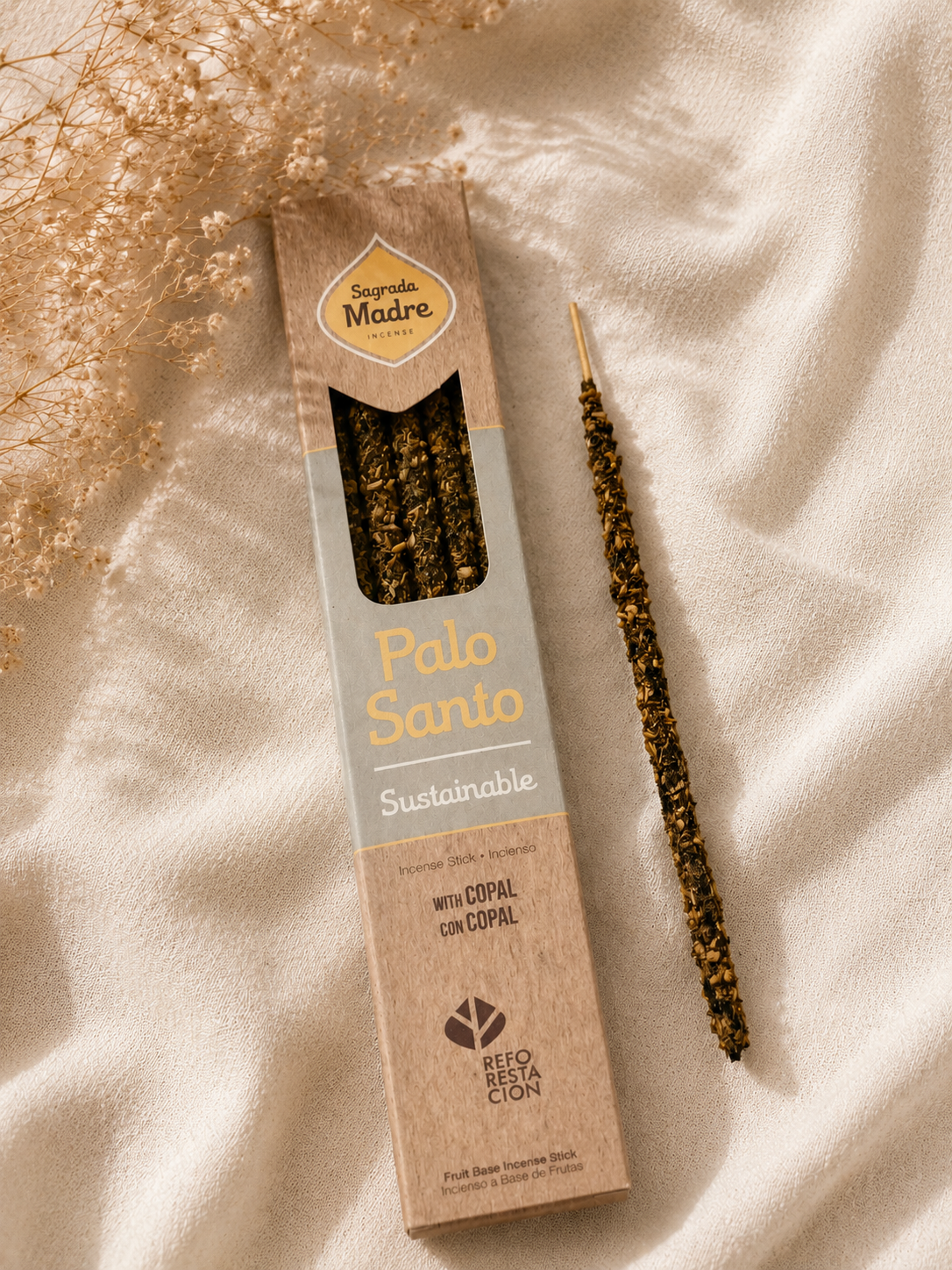 Vonné vykuřovací tyčinky Sagrada Madre Palo Santo & Kopál